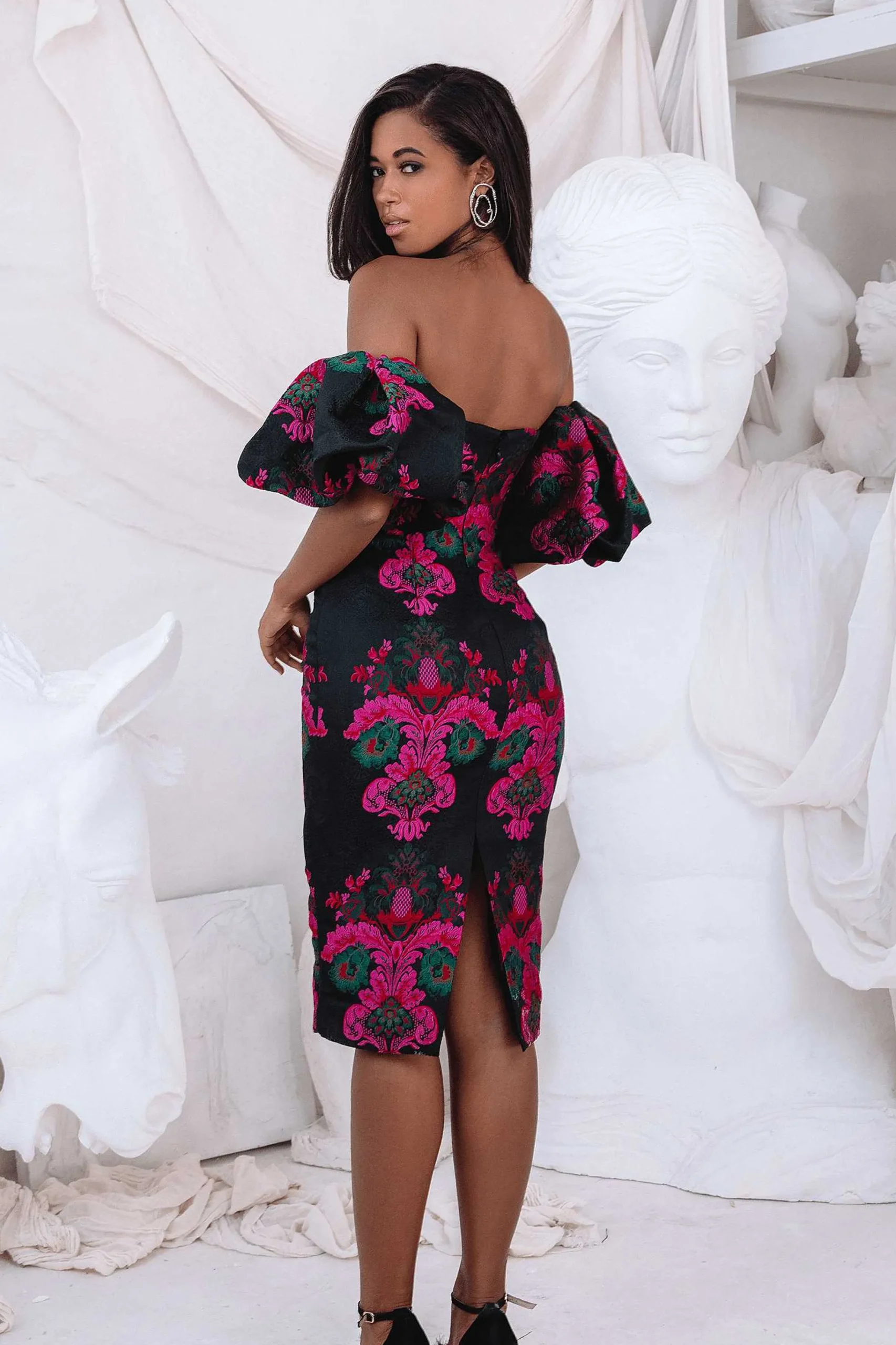 Lavish Alice Dresses<Capri Jacquard Volume Sleeve Bardot Midi Dress In Black