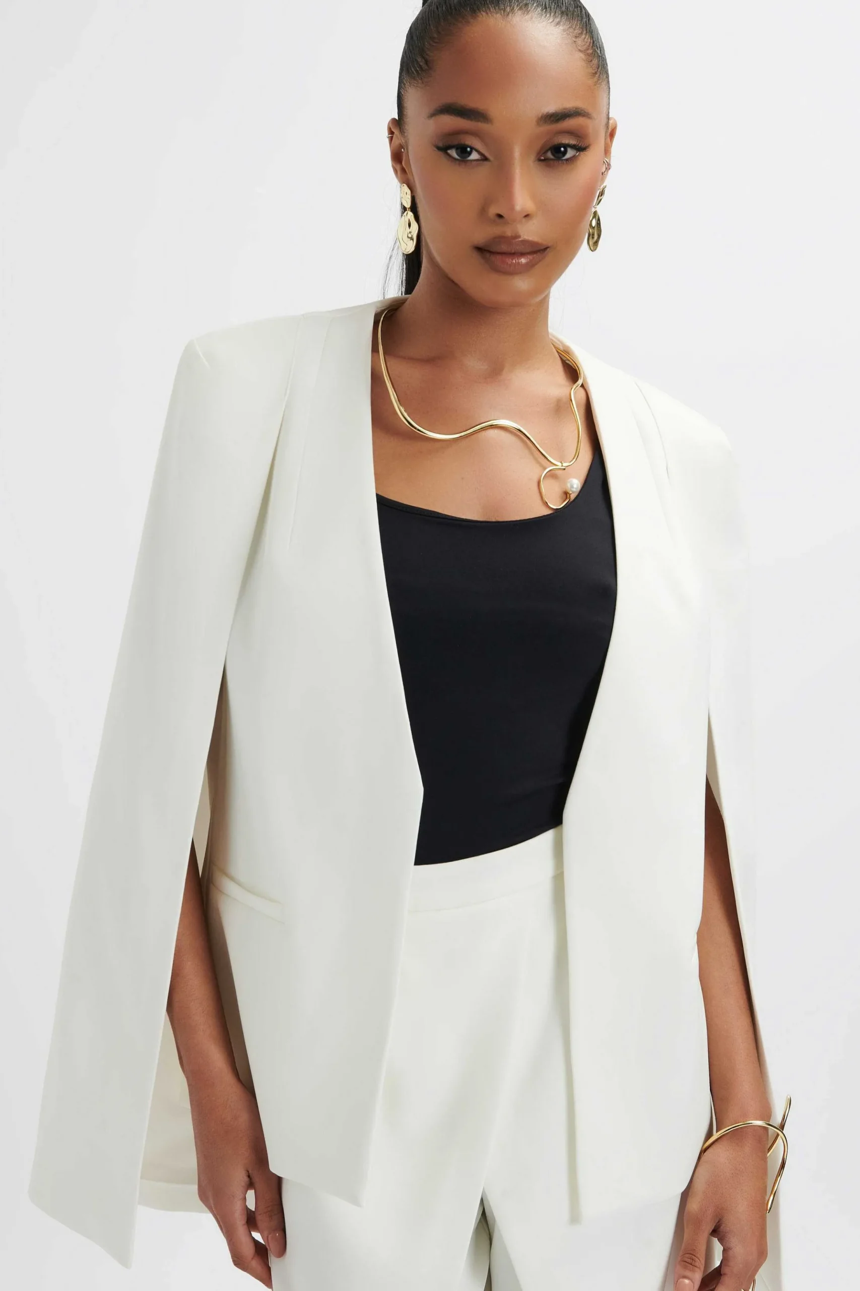 Lavish Alice Suiting<Zendaya Classic Cape Blazer Jacket In White